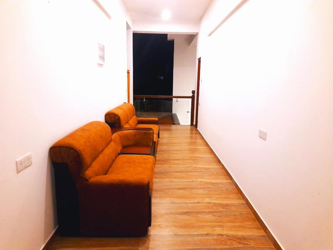 New Sea Lion Guest House Hikkaduwa Ngoại thất bức ảnh