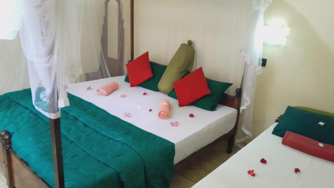 New Sea Lion Guest House Hikkaduwa Ngoại thất bức ảnh