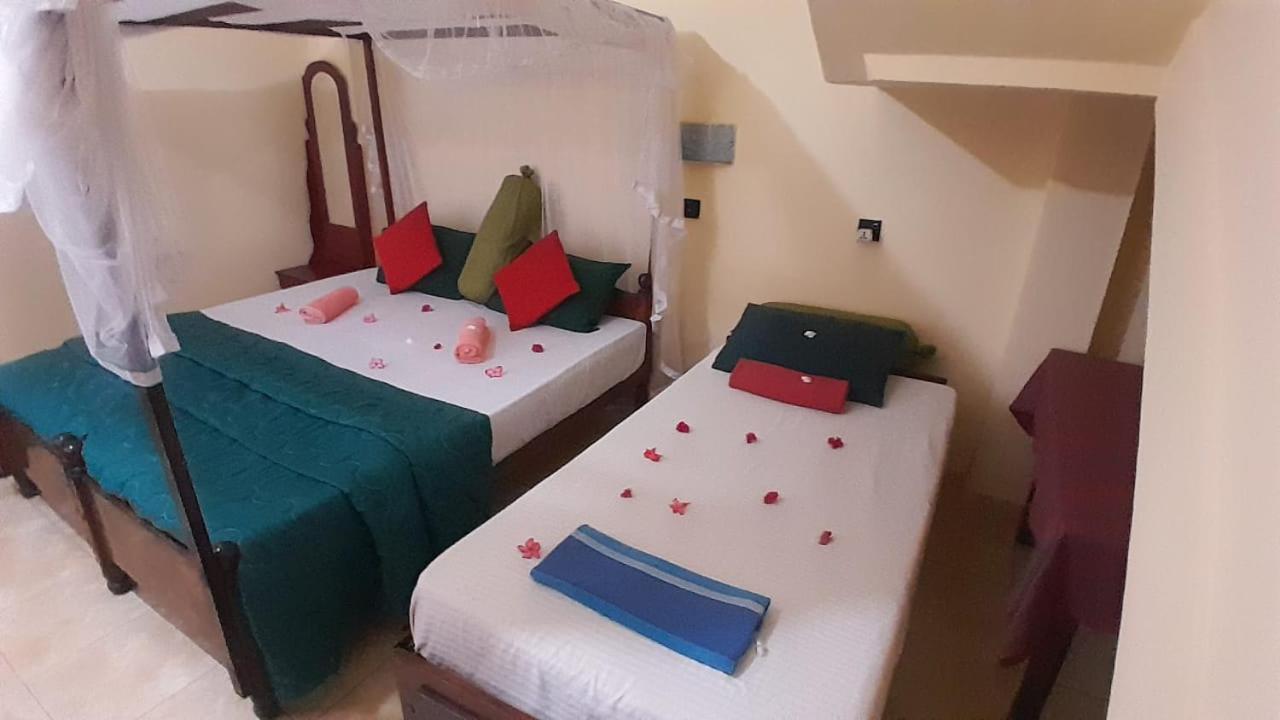New Sea Lion Guest House Hikkaduwa Ngoại thất bức ảnh