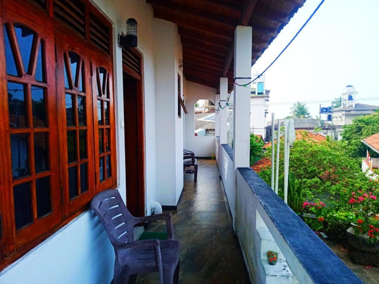 New Sea Lion Guest House Hikkaduwa Ngoại thất bức ảnh