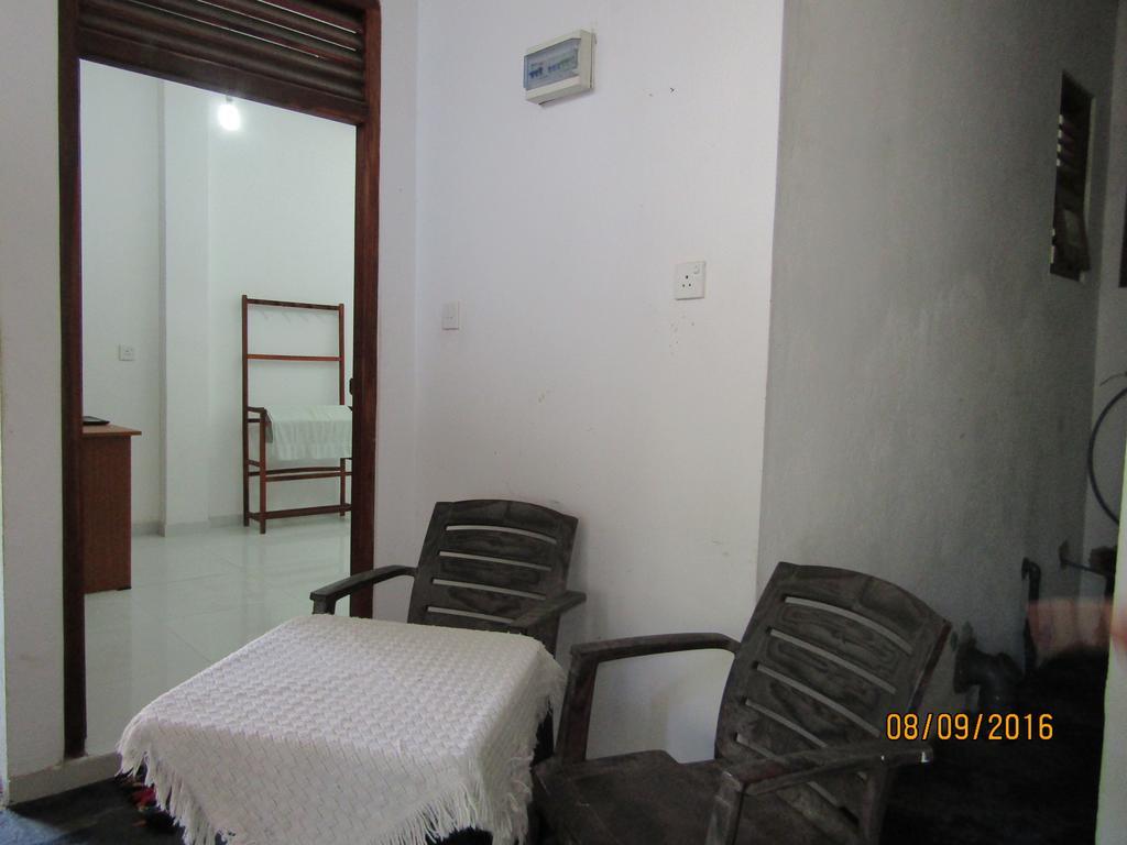 New Sea Lion Guest House Hikkaduwa Ngoại thất bức ảnh